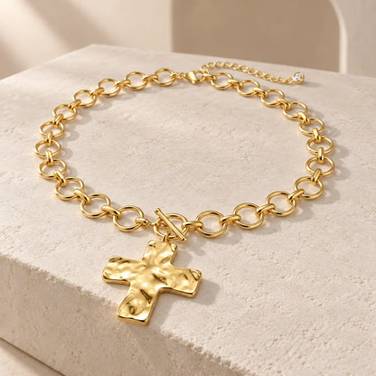 The Eternal Hammered Necklace